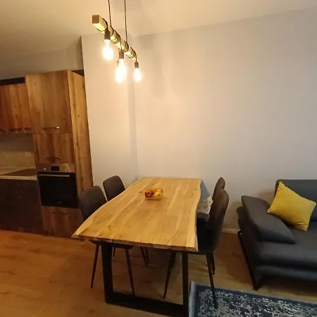 Apartment Feels Like *